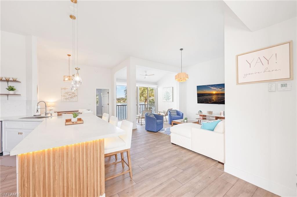 LAKESIDE GARDENS - Residential Lease