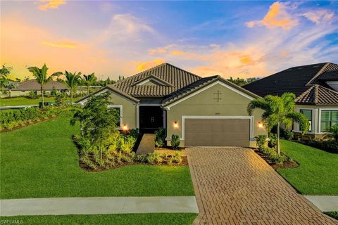 Ranch in FORT MYERS FL 17465 Aquila CT.jpg
