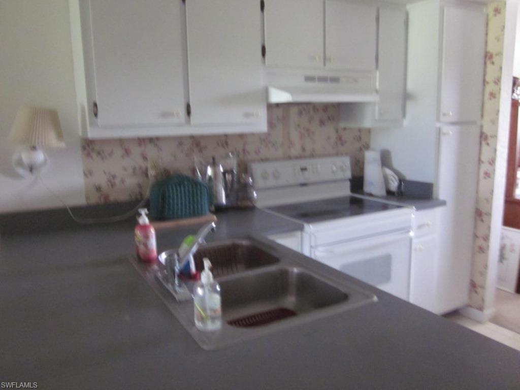 GOLF VIEW MANOR CONDO - Residential