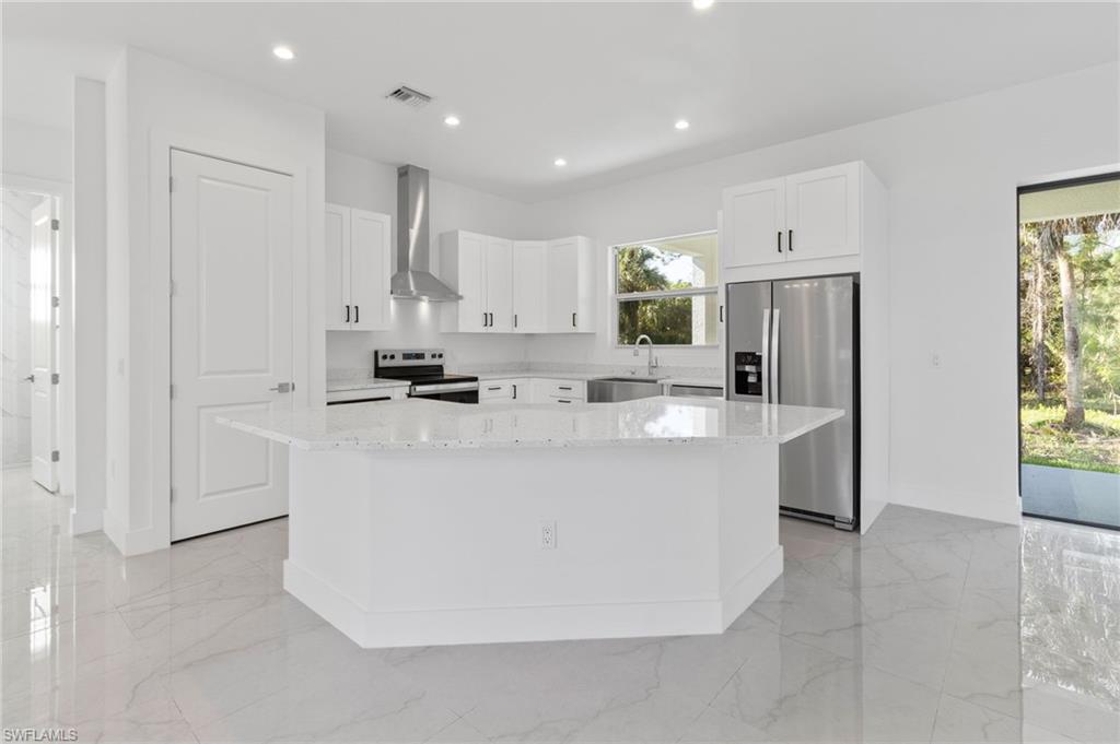 GOLDEN GATE ESTATES - Residential