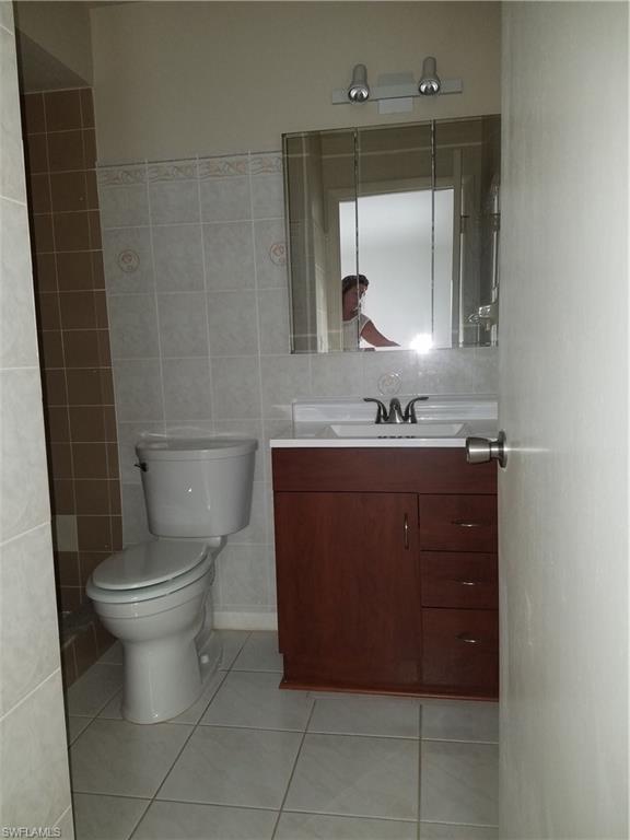 DANAH WAY CONDO - Residential