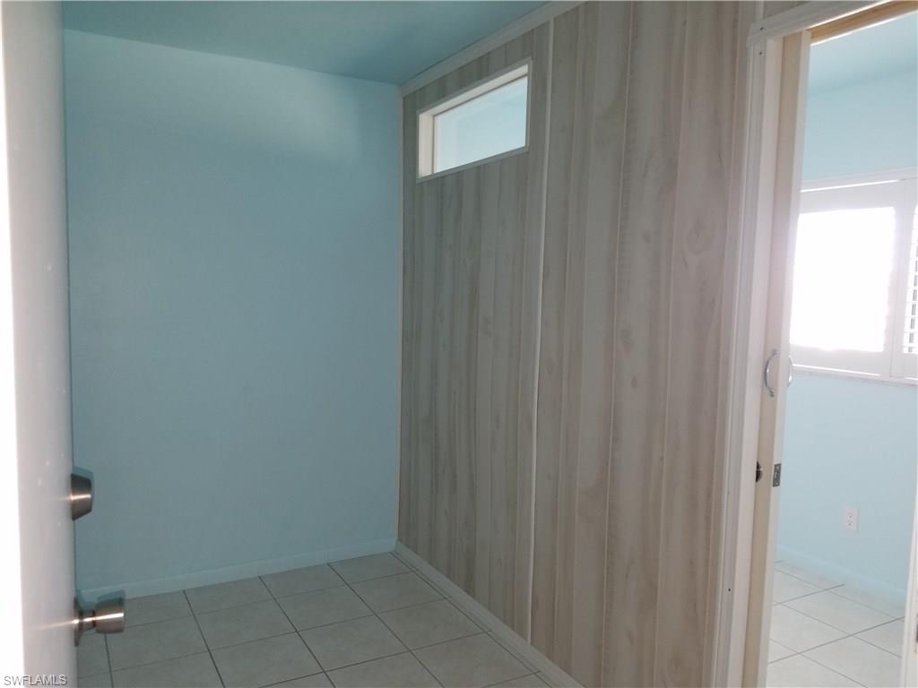 DANAH WAY CONDO - Residential