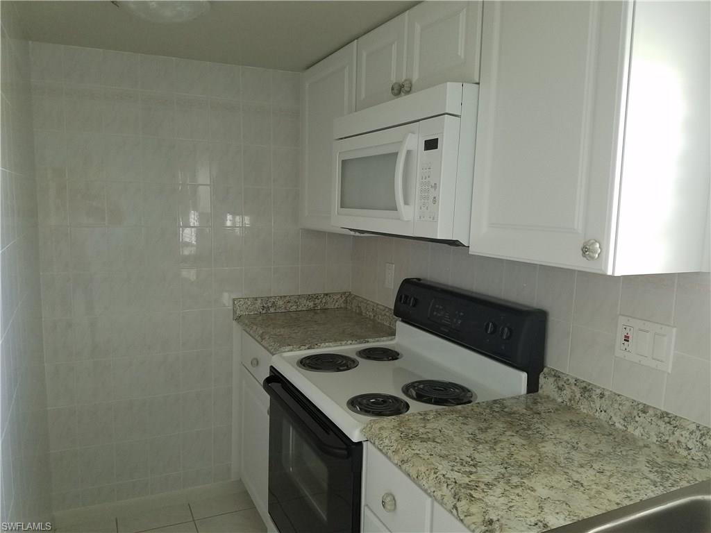 DANAH WAY CONDO - Residential