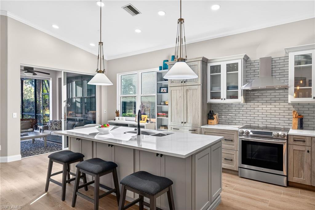 GLEN EAGLES - Residential