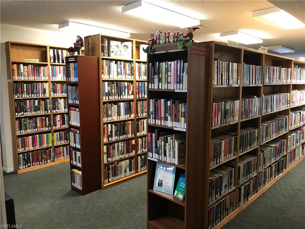 SEVEN LAKES - Residential