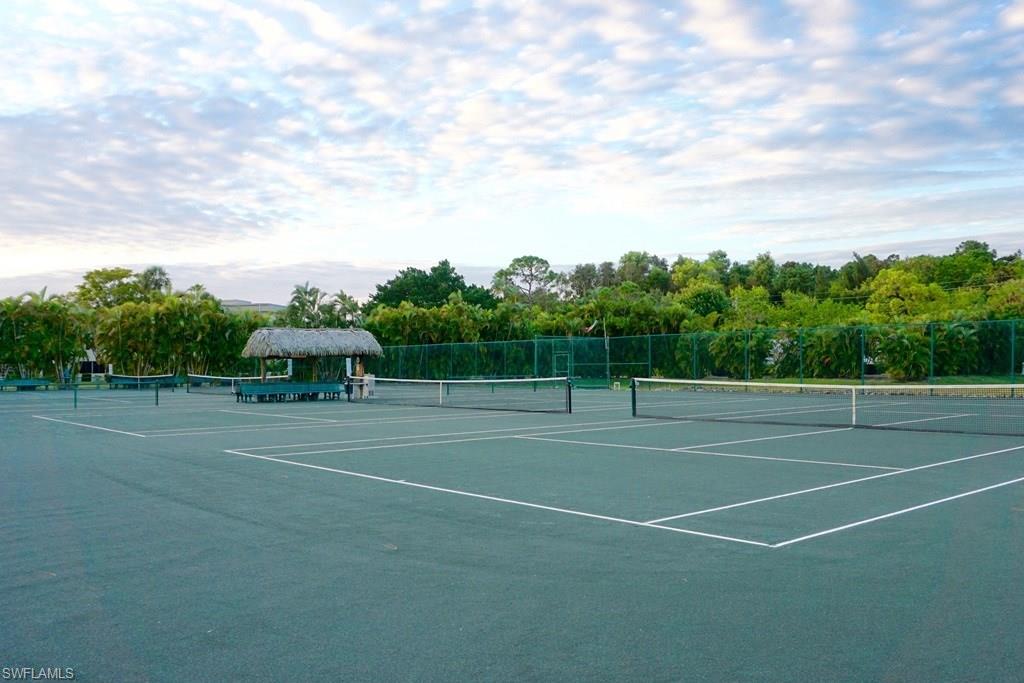 SEVEN LAKES - Residential