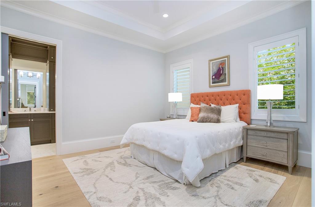 PARK SHORE - Residential