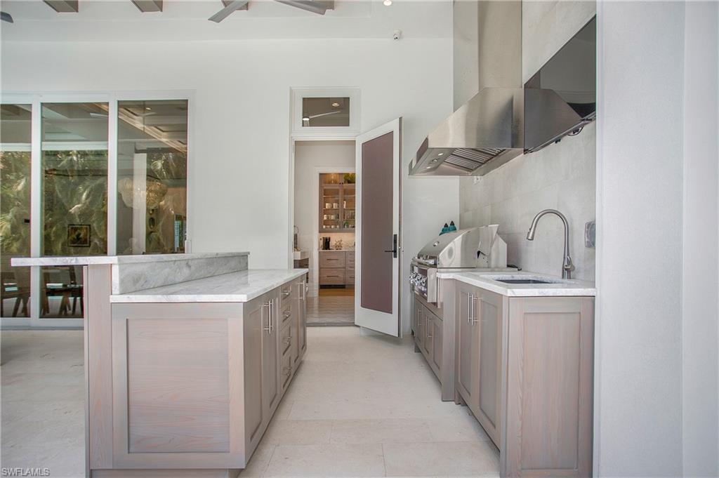 PARK SHORE - Residential