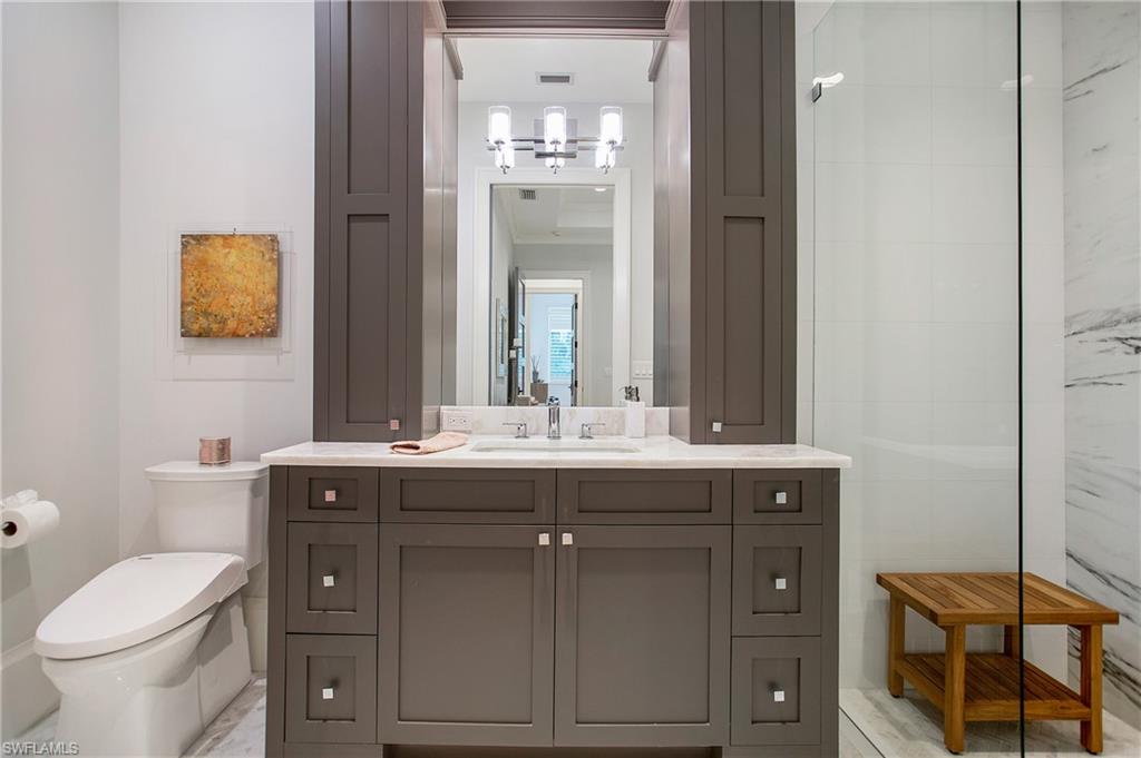 PARK SHORE - Residential