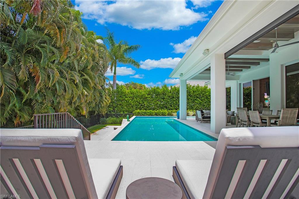 PARK SHORE - Residential