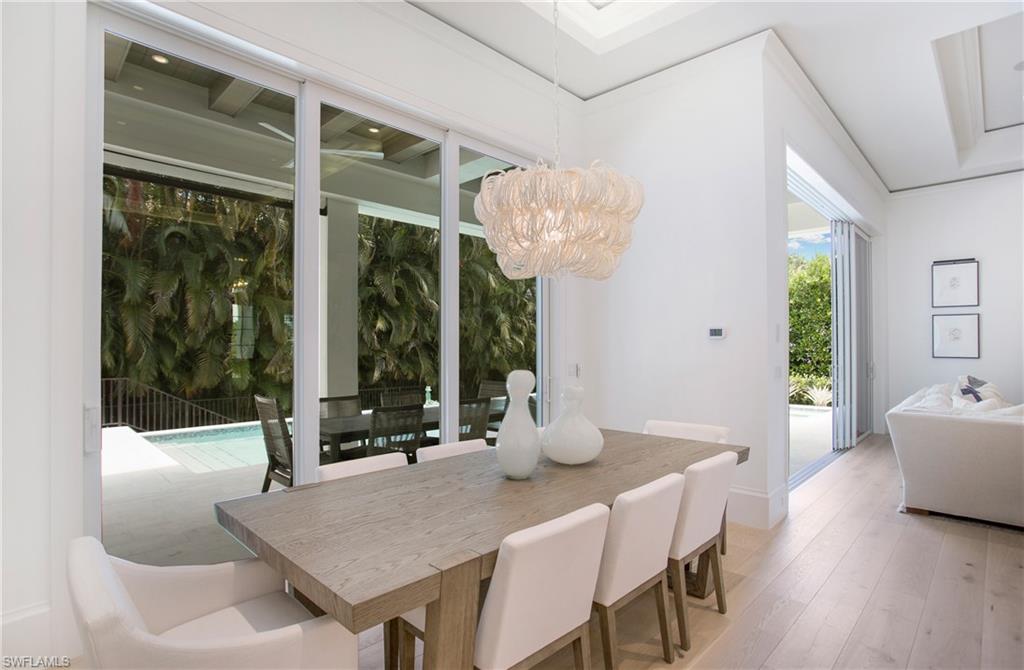 PARK SHORE - Residential