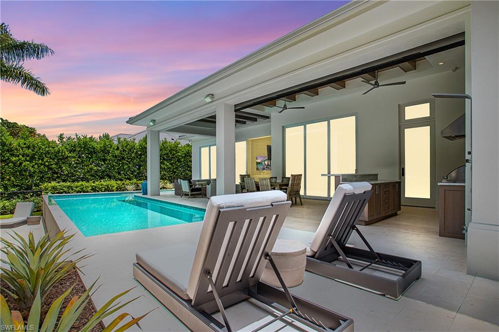 PARK SHORE - Residential