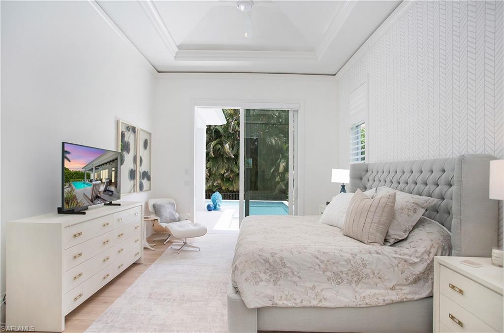 PARK SHORE - Residential