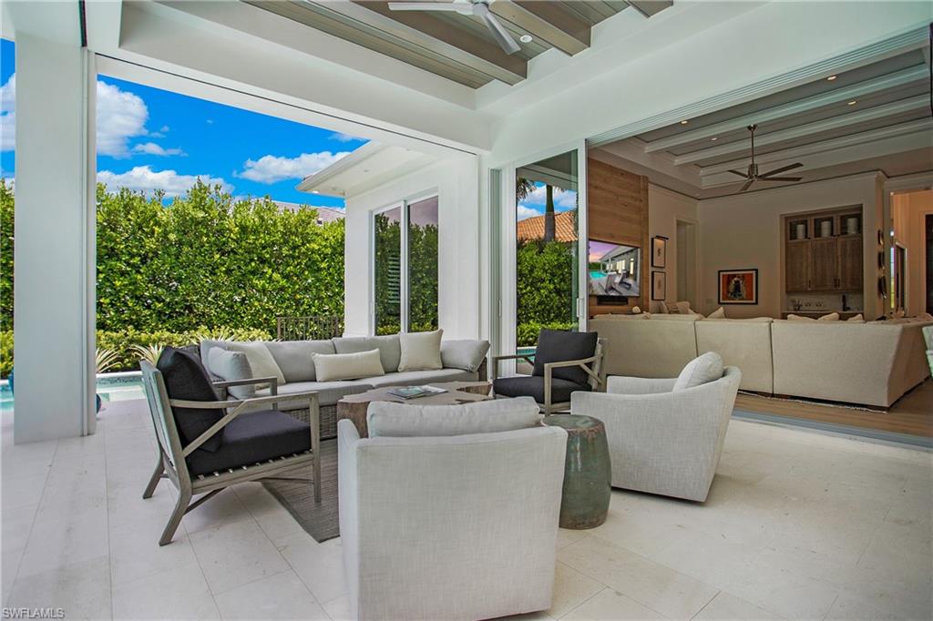 PARK SHORE - Residential