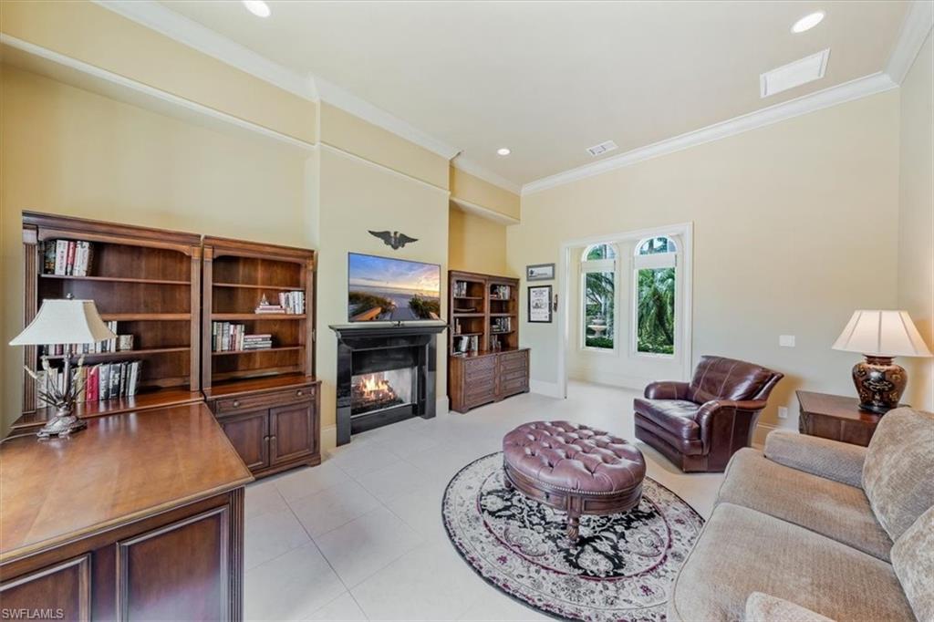 QUAIL WEST - Residential