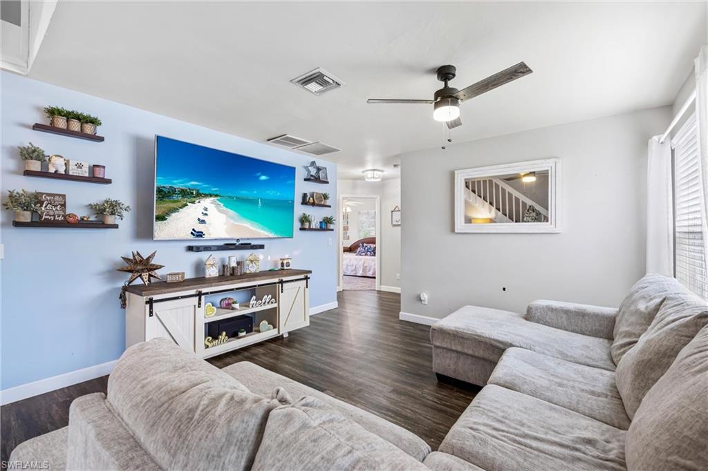 SAN CARLOS PARK - Residential