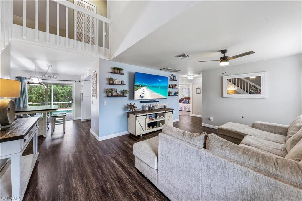 SAN CARLOS PARK - Residential