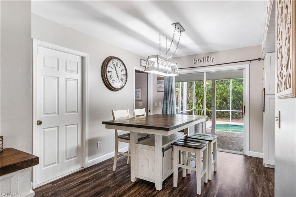 SAN CARLOS PARK - Residential