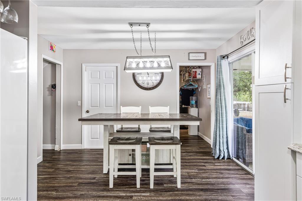 SAN CARLOS PARK - Residential