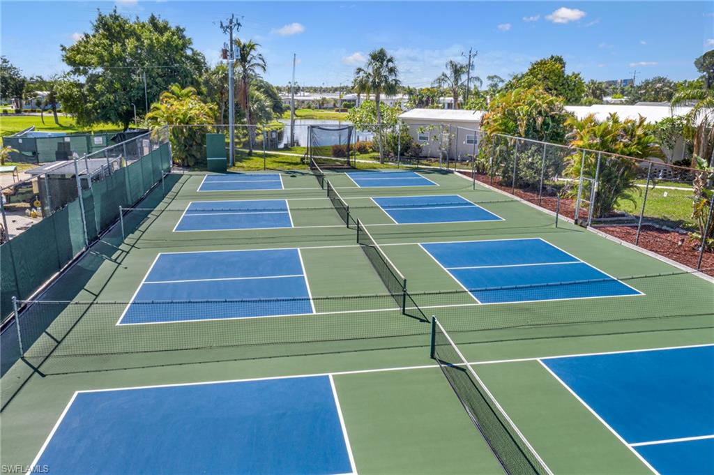 OLD BRIDGE VILLAGE - Residential