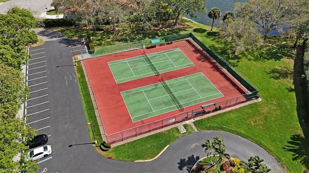 COACH HOMES - Residential