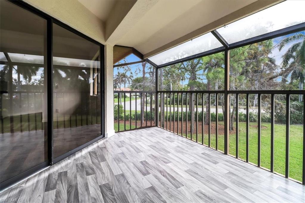 COACH HOMES - Residential