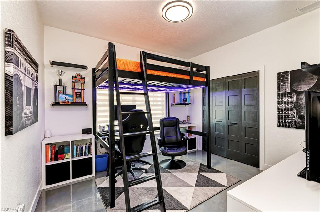 PUNTA GORDA - Residential