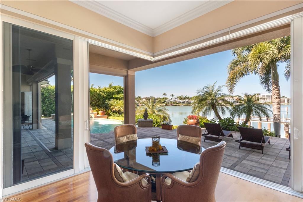 MOORINGS - Residential