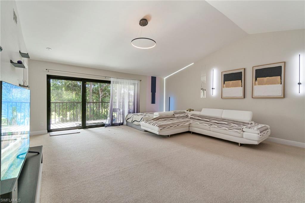 5767 Deauville CIR D304
