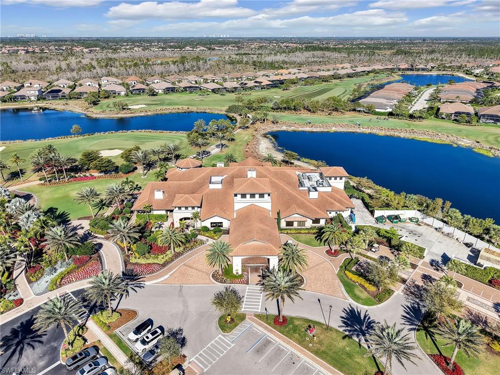 ESPLANADE - Residential