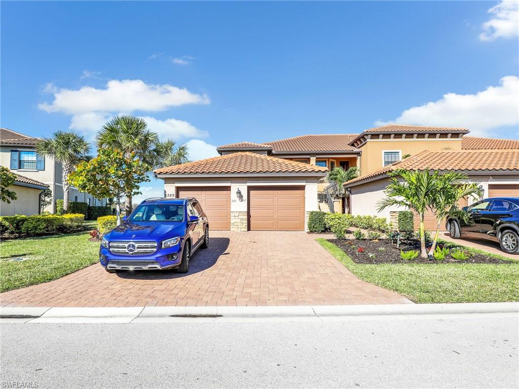 ESPLANADE - Residential