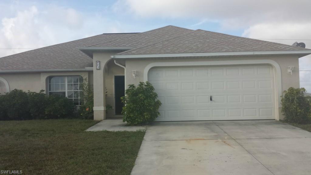 CAPE CORAL - Residential