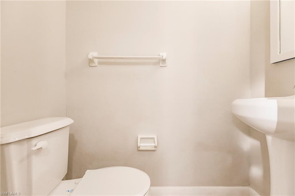 CORAL BAYVIEW CONDO - Residential