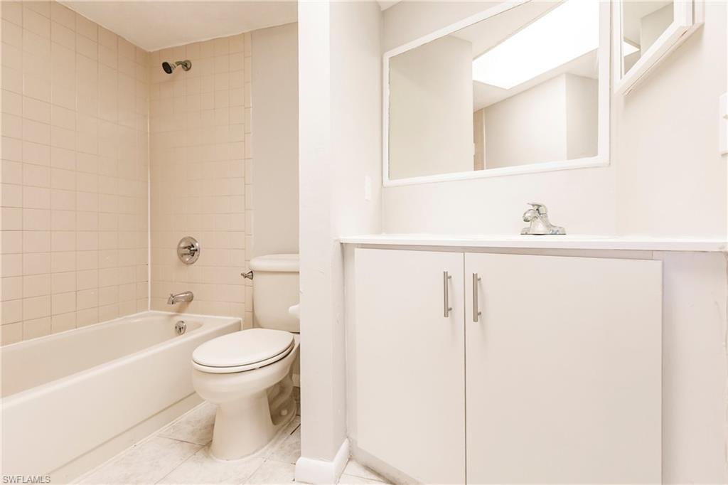 CORAL BAYVIEW CONDO - Residential