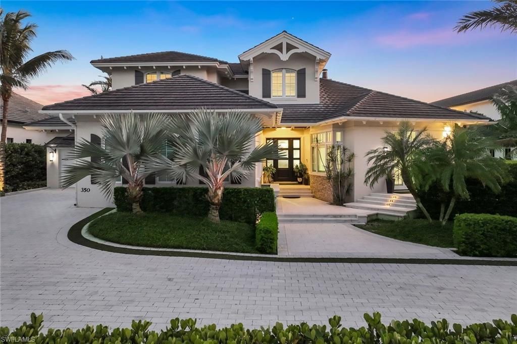 Photo of 350 Spring Line DR, NAPLES, FL 34102 (MLS # 225078662)