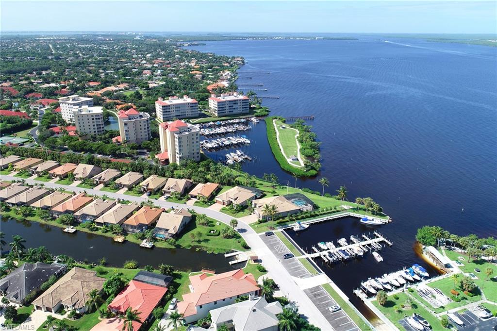 HARBOR PLACE VISTA CONDOMINIUM - Residential Lease