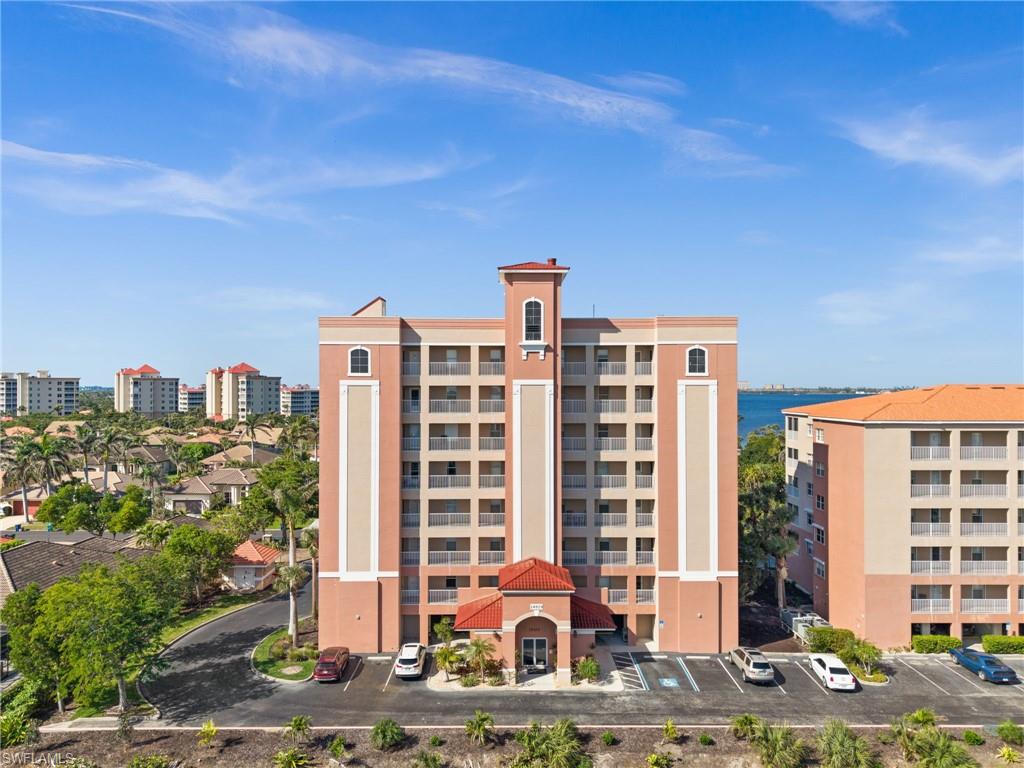 HARBOR PLACE VISTA CONDOMINIUM - Residential Lease