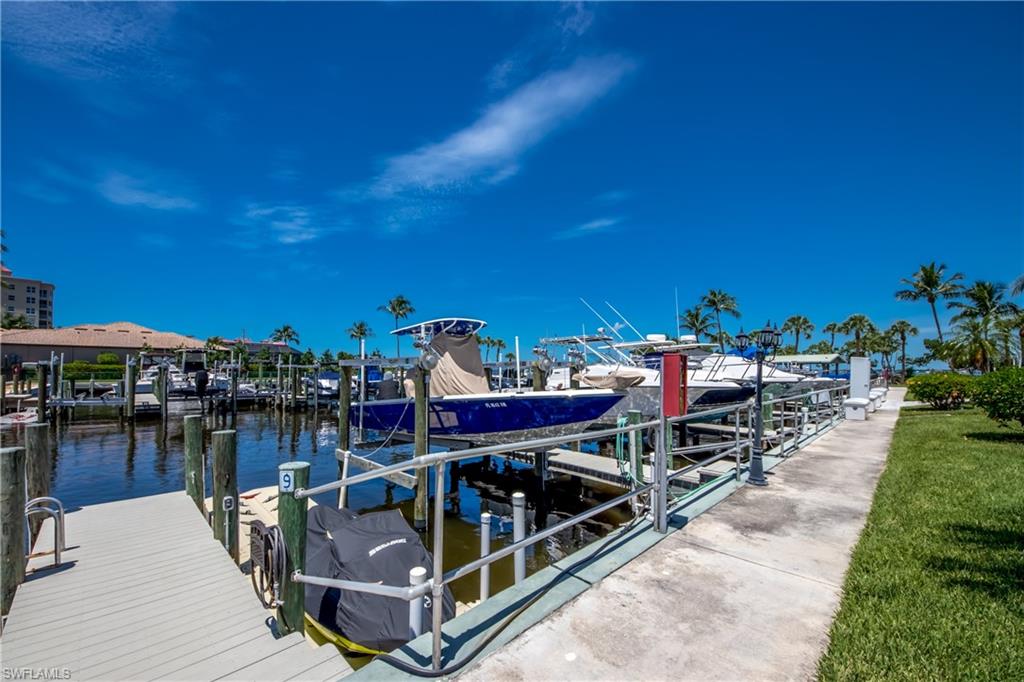 HARBOR PLACE VISTA CONDOMINIUM - Residential Lease