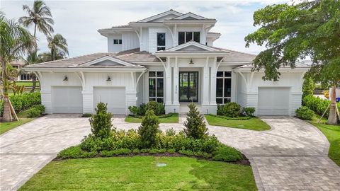 4776 Crayton CT NAPLES FL 34103