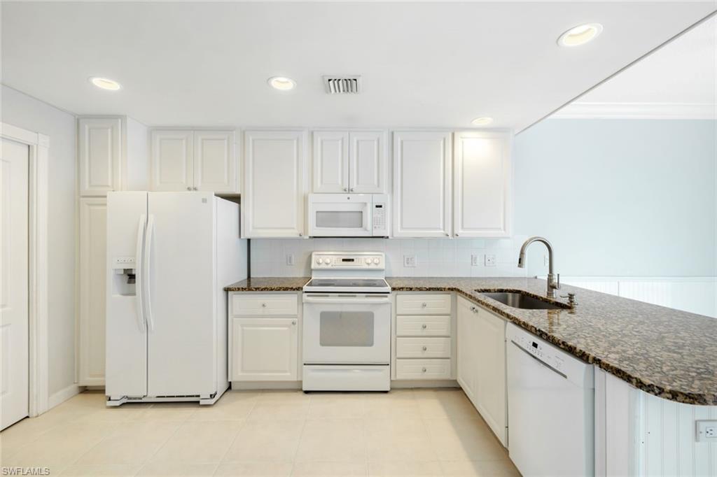 6124 Towncenter CIR