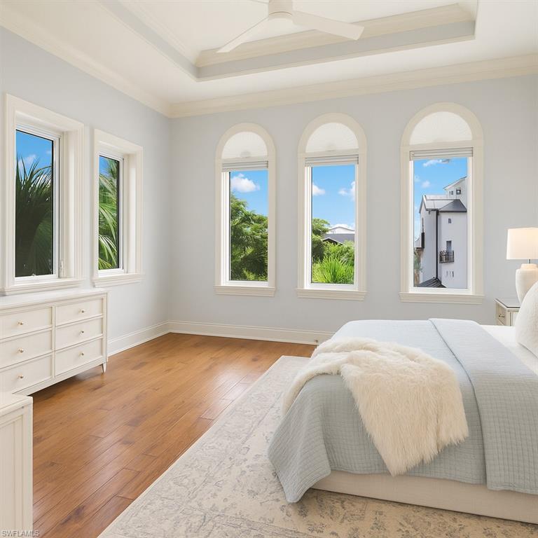 BAREFOOT BEACH - Residential