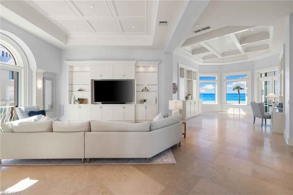 BAREFOOT BEACH - Residential