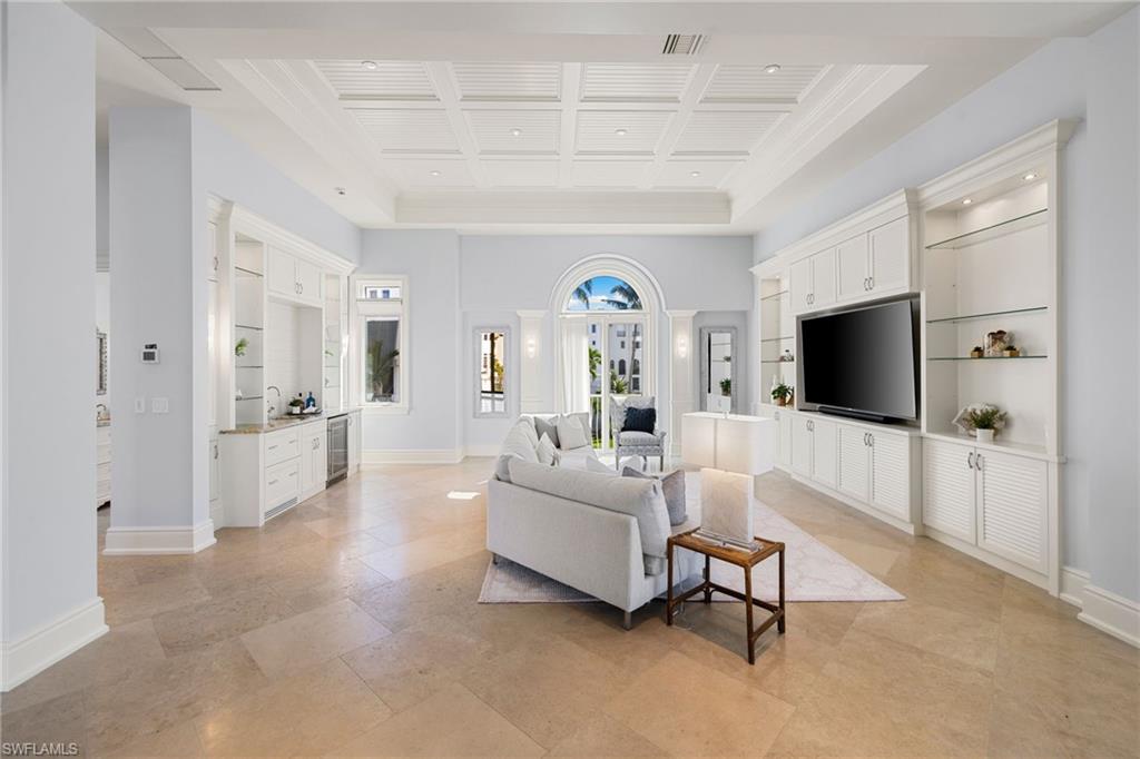 BAREFOOT BEACH - Residential