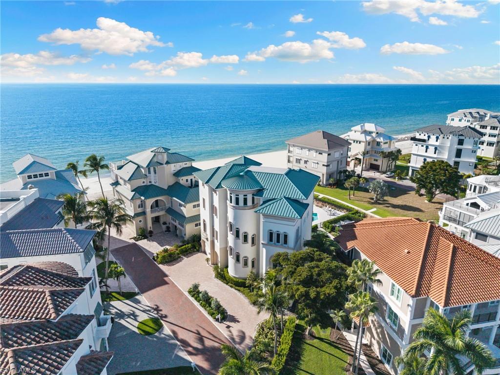 BAREFOOT BEACH - Residential