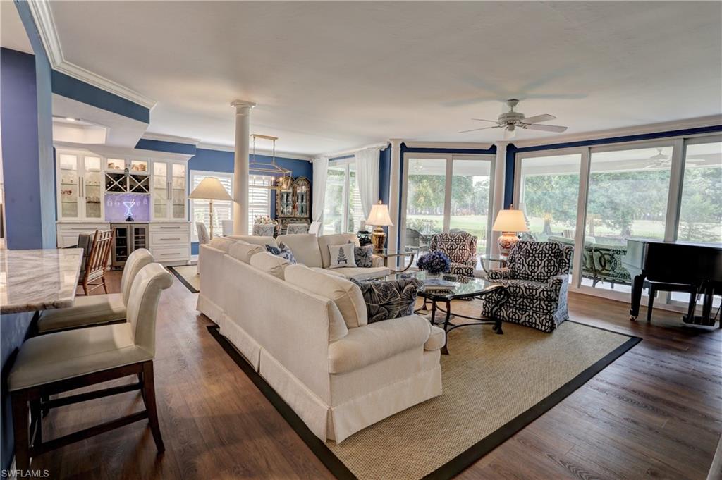 400 Wyndemere WAY D101