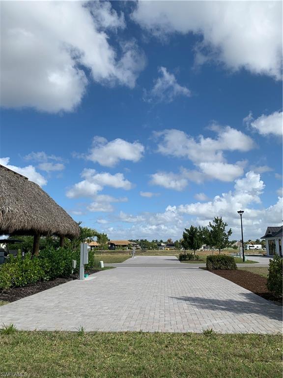 LAGUNA CARIBE - Land