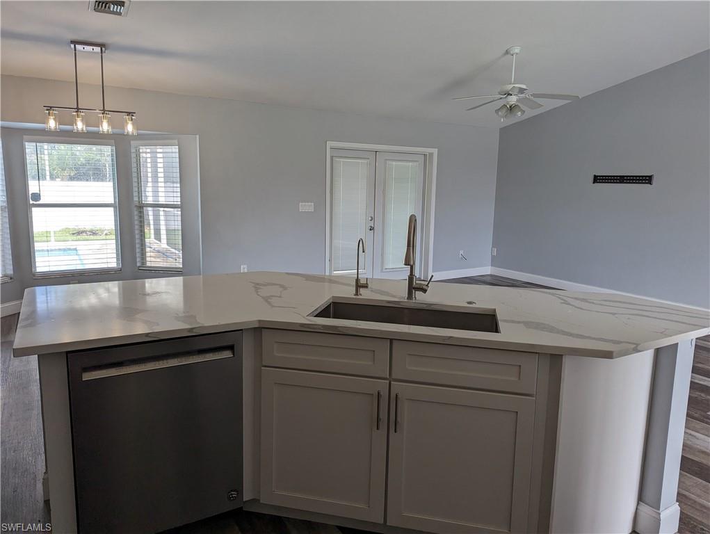 CAPE CORAL - Residential Lease