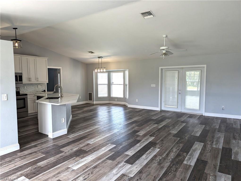 CAPE CORAL - Residential Lease