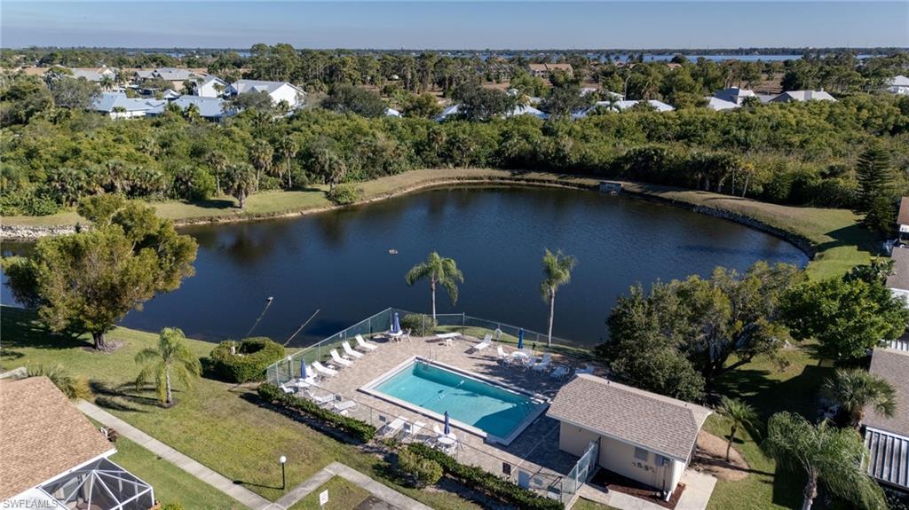 FOXMOOR LAKES - Residential