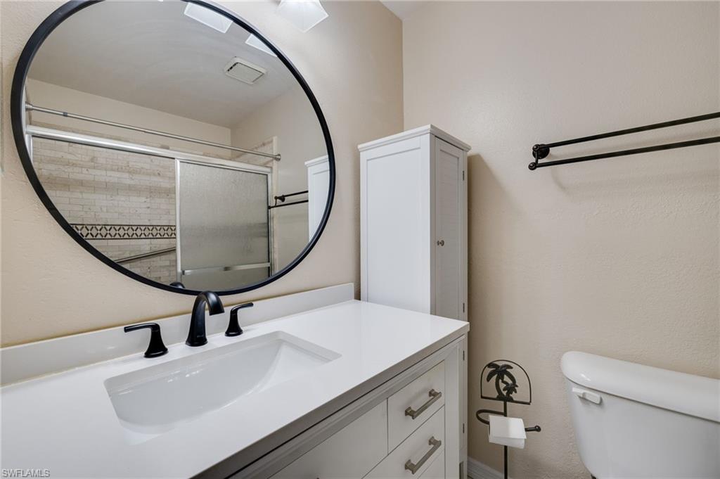 FOXMOOR LAKES - Residential